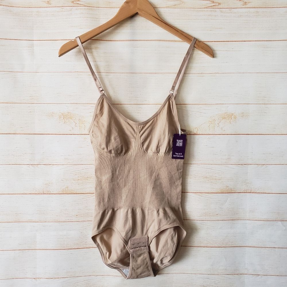 HeyShape Snatched Shapewear Slimming Bodysuit Nude Neutral Women's Size Medium